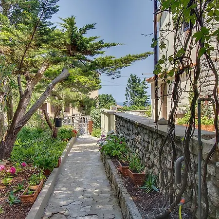 Esperanca Veli Losinj