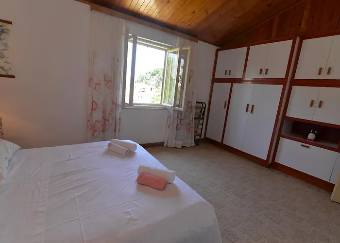 Esperanca Case de vacanță Veli Lošinj