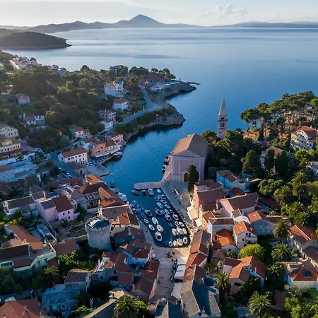 Esperanca וולי לוסיניי